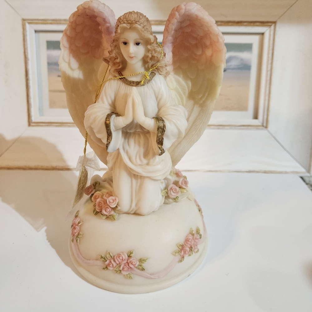 Seraphin Angel Music Box